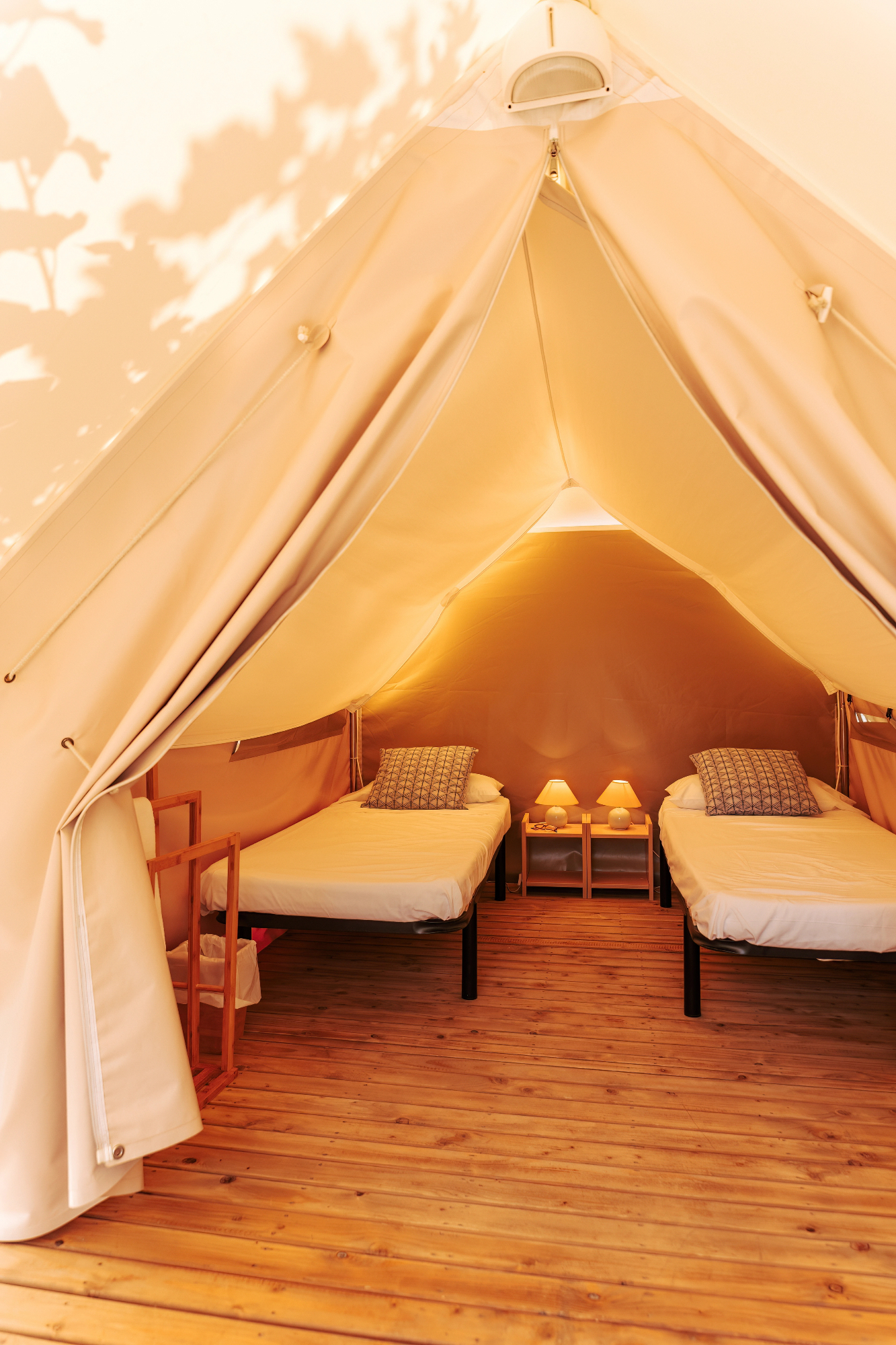 Glamping je odličen način, kako doživeti naravo brez, da se odpoveš udobju.